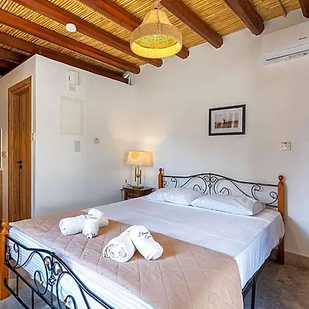 Stone Court Boutique 4* Paphos